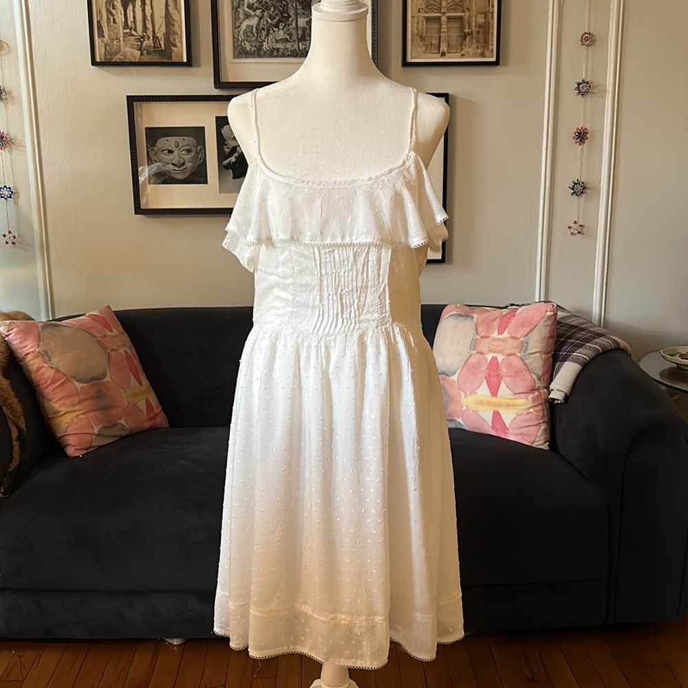 NWOT Avaleigh White Off-the shoulder Dress, Sz L